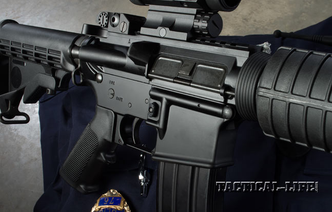 In keeping with military specifications, the Dragon has a forward assist, a shell deflector, a dust cover and a fence around the mag release.