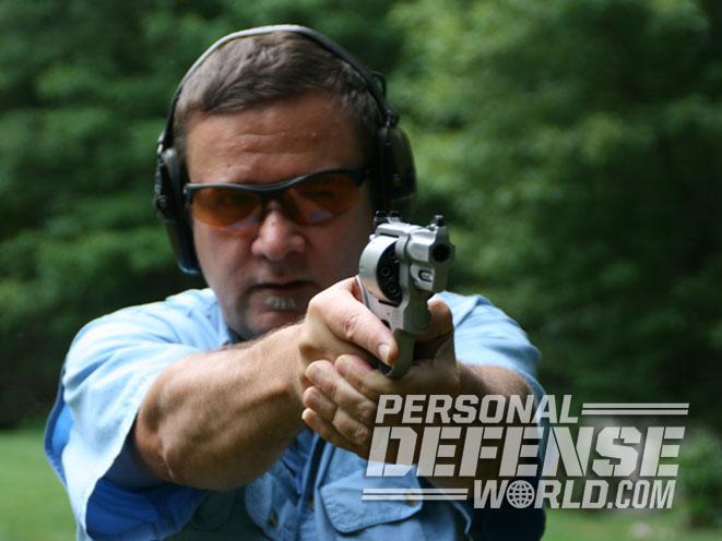 smith & wesson, smith & wesson model 627, smith & wesson model 327, model 627, model 327, s&w model 627, s&w model 327, smith & wesson performance center model 627, smith & wesson performance center model 327, smith & wesson model 627 test