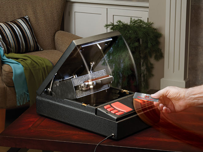 gun safe, gun safes, bedside gun safe, hornady rapid safe