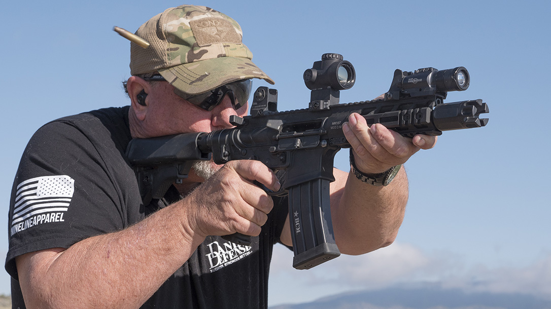 Trijicon MRO Green Dot, Mini Rifle Optic, green dot sight, lead