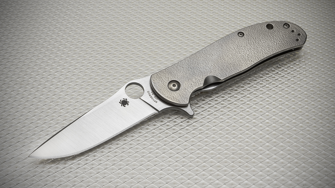 Spyderco Advocate, Flipper Knives