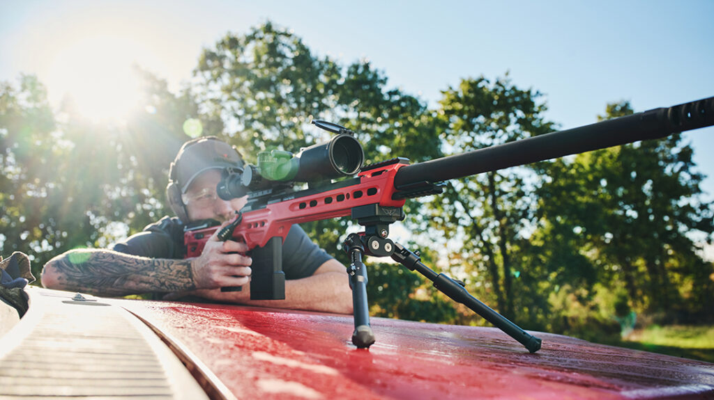 Warne Skyline Pro Bipod shooting.