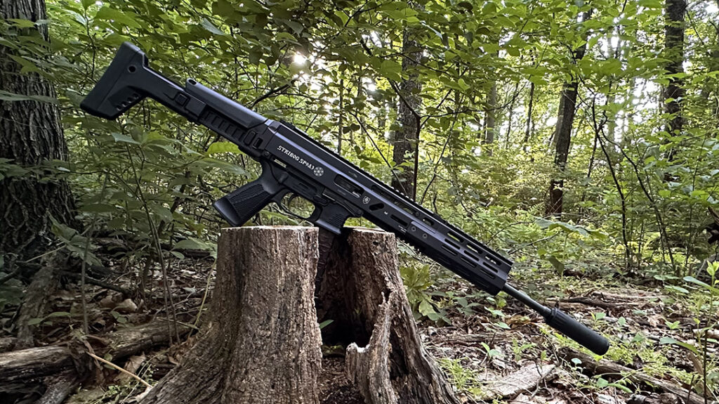 For testing, the author attached a Huxwrx CA$H suppressor. 