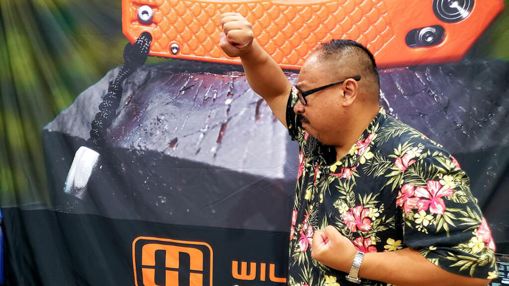 Proper Blocking: Frank’s hand begins to shoot forward and it raises, turning his forearm outward.