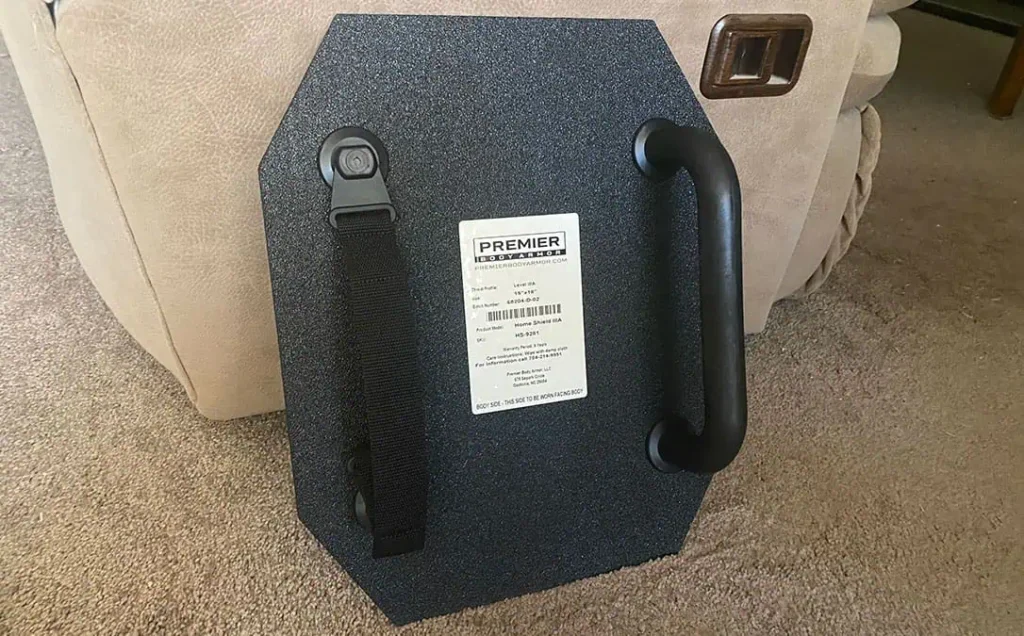 The back has ergonomic handles for easy handling and comfort.