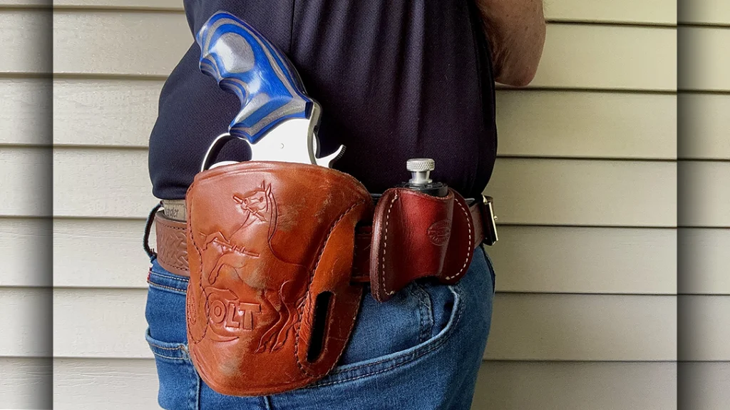 Here you can see the Simply Rugged Sourdough pancake-style holster and Barranti Spare Speedloader pouch, which is holding an HKS 10-A speedloader.
