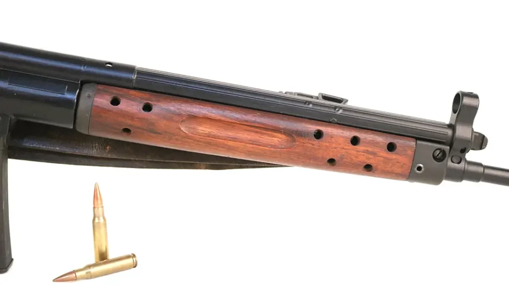 Classic wood furniture on the CETME. 