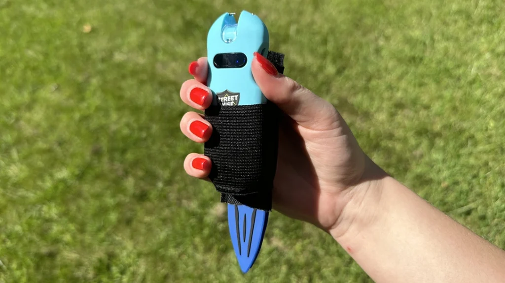 The Go Guarded Hand-Held with Stun Device is rechargeable and easy to carry.