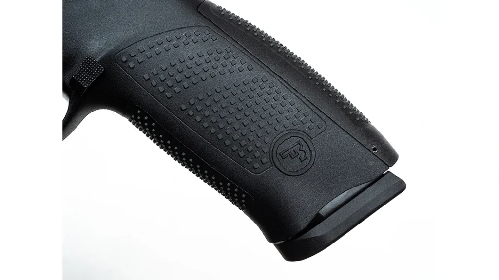 The grip offers superb texturing for outstanding control in all environmental conditions.