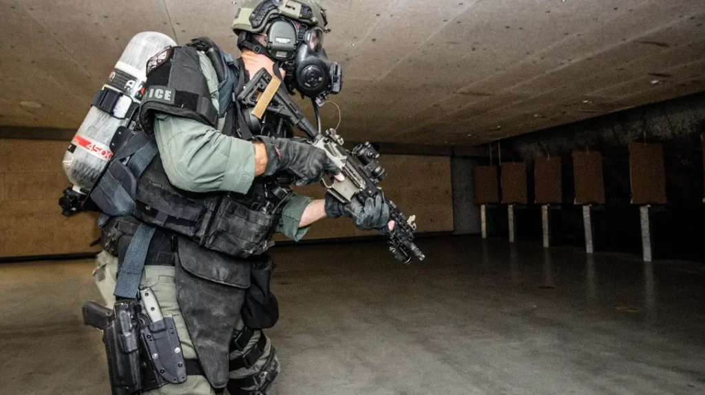 The team primarily uses Glock 17s.