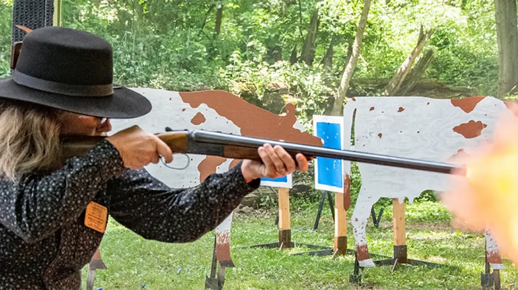 Shotguns is ine of the weapons used in the competitions.