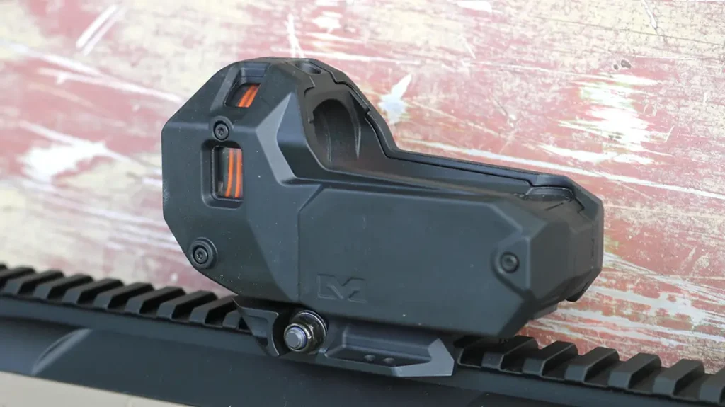 Back view of the Meprolight M22