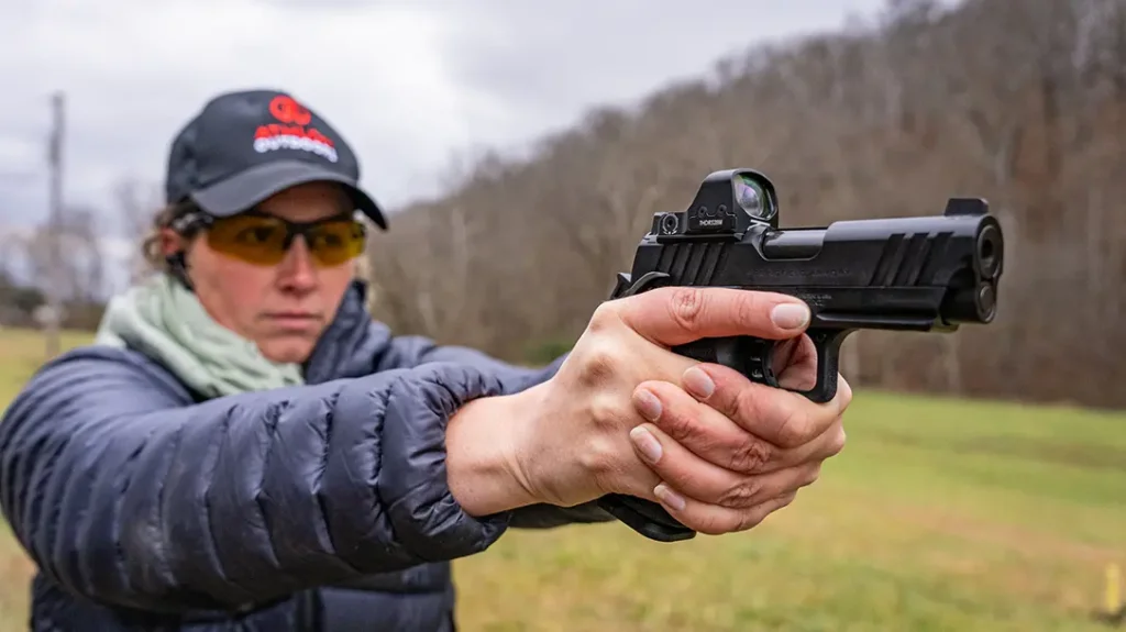 Shooting the Springfield Armory DS Prodigy 3.5" Compact. 