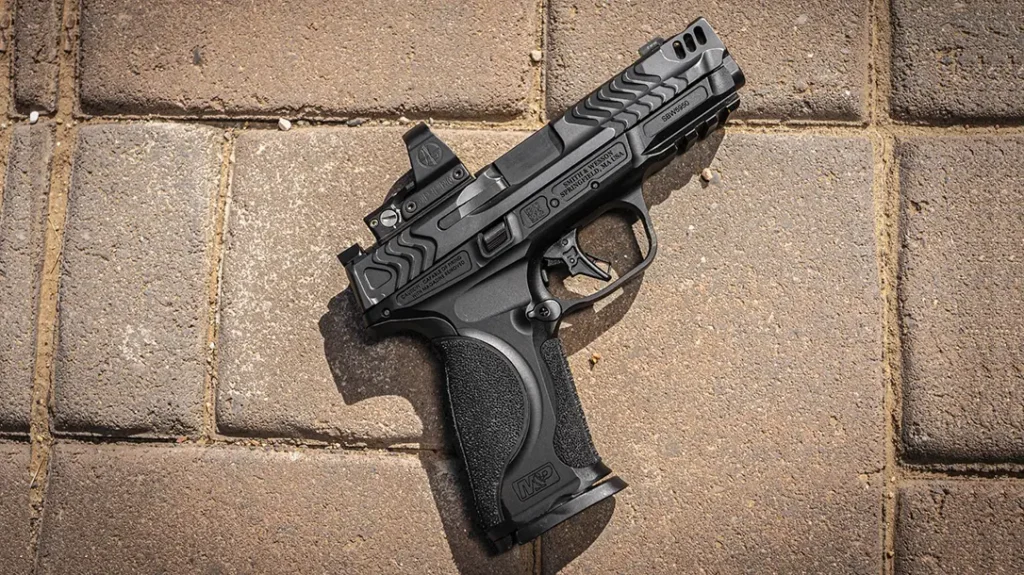 The Smith & Wesson M&P 2.0 Metal Carry Comp.