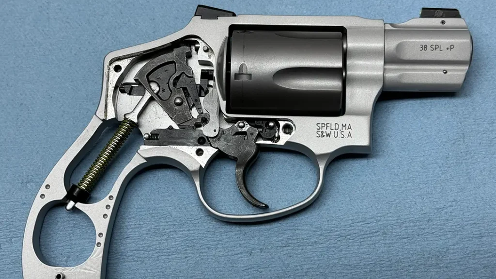 Internal look at the mechanisms within the S&W J-frame.