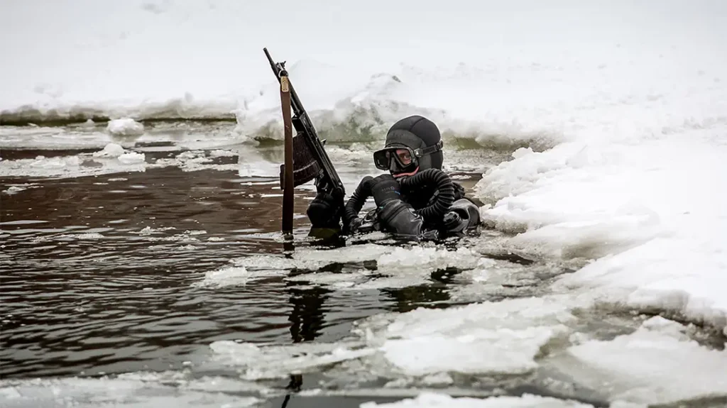 The rifle could be used in and out of water.