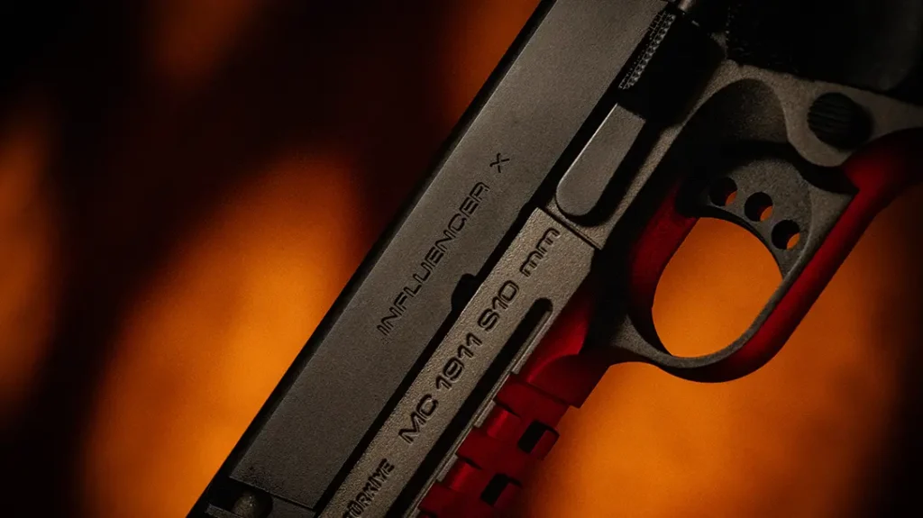 The slide-to-frame fitment on this gun is genuinely impressive.