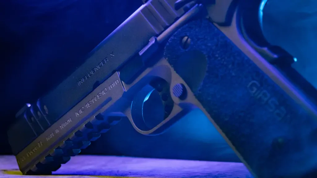 The controls will be immediately familiar to anyone who’s spent time with a 1911.