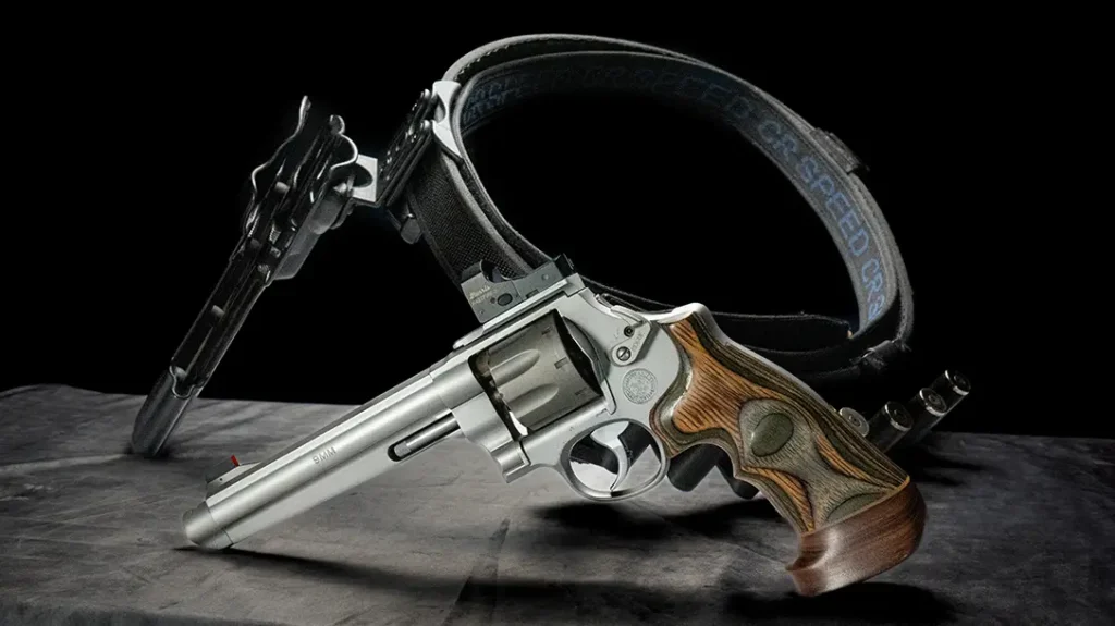 The Speed Beez Kydex Holster is an absolute beast regarding fit and retention.