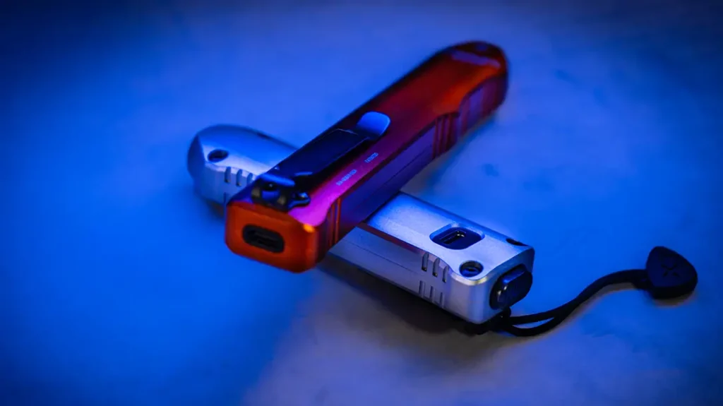 One downside to the Wedge series was that the USB-C charging ports were left uncovered.