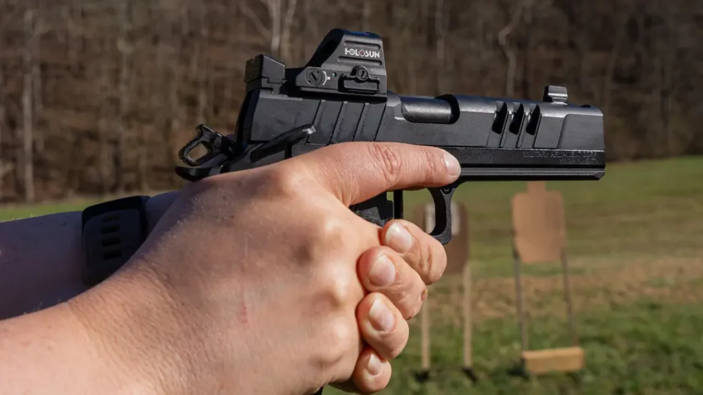 The author mounted the Holosun 507C-X2 optic with the ACSS Vulcan Reticle to the Military Armament Corporation MAC 9 DS-D comp.