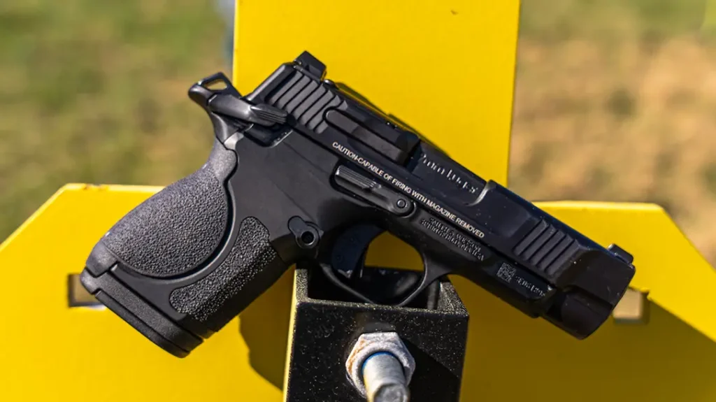 The slide lock or slide stop lever is also ambidextrous and can be manipulated from both sides.