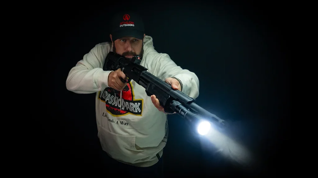 The Mossberg 590R shoulders naturally, cycles cleanly, and handles recoil with confidence.